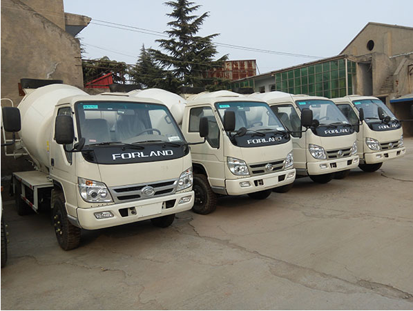 3方福田時(shí)代小六輪攪拌罐車